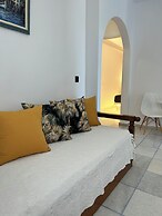 Sea View Apartments & Studios