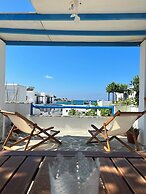 Sea View Apartments & Studios