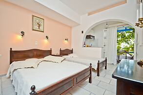 Sea View Apartments & Studios