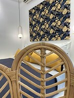 Sea View Apartments & Studios