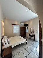 Sea View Apartments & Studios