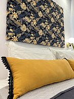 Sea View Apartments & Studios