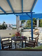 Sea View Apartments & Studios