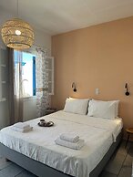 Sea View Apartments & Studios