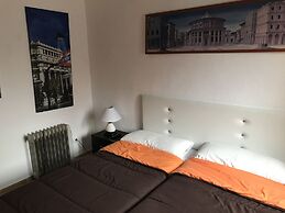 Reina Victoria Apartments & Suite