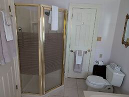 The Virginia Cliffe Inn