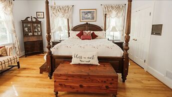 The Virginia Cliffe Inn