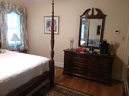 The Virginia Cliffe Inn