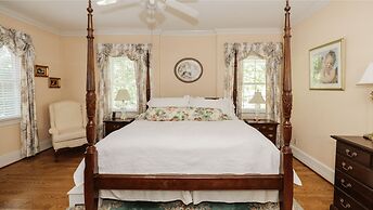 The Virginia Cliffe Inn