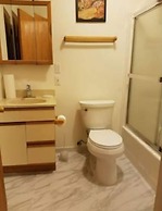 Albany Hill Apartment