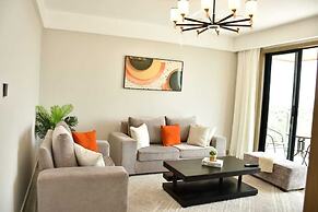 Elegant Comfy 3 Bedroom Apartment