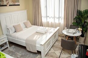 Elegant Comfy 3 Bedroom Apartment