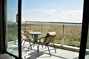 Elegant Comfy 3 Bedroom Apartment