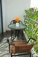 Elegant Comfy 3 Bedroom Apartment