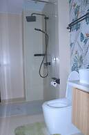 Elegant Comfy 3 Bedroom Apartment