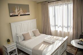 Elegant Comfy 3 Bedroom Apartment