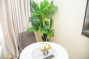 Elegant Comfy 3 Bedroom Apartment