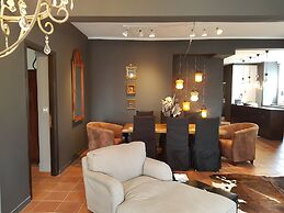 Admetus Psyrri Loft  by K&K