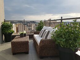 Admetus Psyrri Loft  by K&K