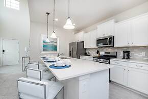 Stylish and Stunning 5BD Pool Home in Solterra - #5st452