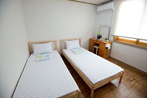 Jeju Masil Guesthouse-Hostel