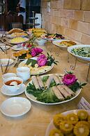 Liberty Hall Tam Coc Hotel & Villa