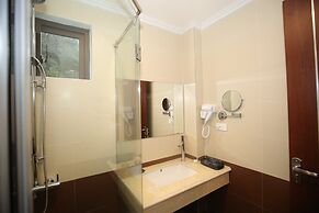 Liberty Hall Tam Coc Hotel & Villa