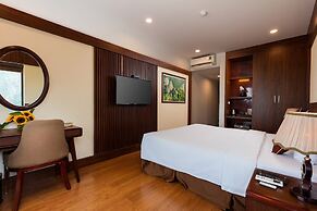 Liberty Hall Tam Coc Hotel & Villa