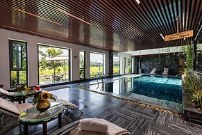 Liberty Hall Tam Coc Hotel & Villa