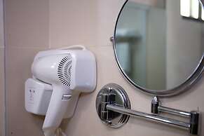 Liberty Hall Tam Coc Hotel & Villa