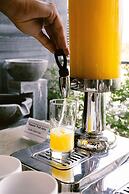 Liberty Hall Tam Coc Hotel & Villa