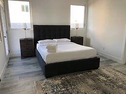 Brand NEW Luxury Spacious 3bdr Townhome Close to 3rd St