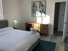 Brand NEW Luxury Spacious 3bdr Townhome Close to 3rd St