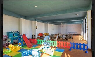 Hotel Robinsson Palace