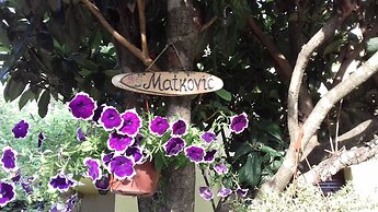 Apartments Matkovic