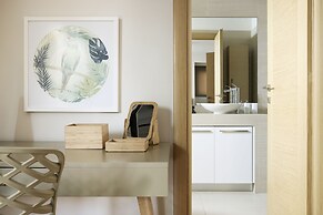 Elaia Luxury Condo Glyfada