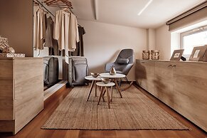 Elaia Luxury Condo Glyfada