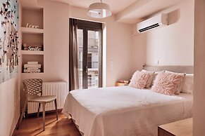 Elaia Luxury Condo Glyfada