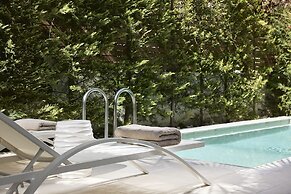 Elaia Luxury Condo Glyfada