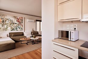 Elaia Luxury Condo Glyfada