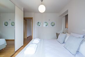 Elaia Luxury Condo Glyfada