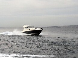 Sorrento Holiday Charter