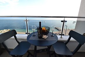 Superior Four Star Apartment