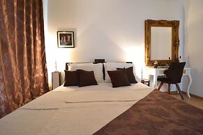 Superior Four Star Apartment