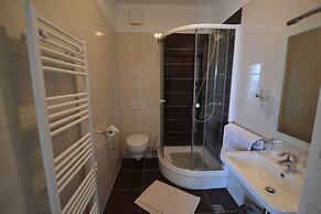 Superior Four Star Apartment