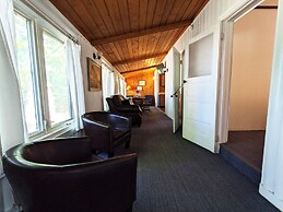 POV Lake Resort & Glamping Campground