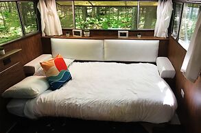 POV Lake Resort & Glamping Campground