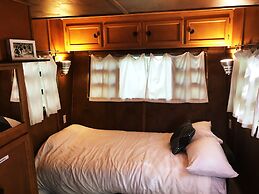 POV Lake Resort & Glamping Campground