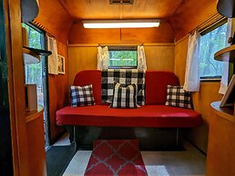 POV Lake Resort & Glamping Campground