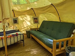 POV Lake Resort & Glamping Campground